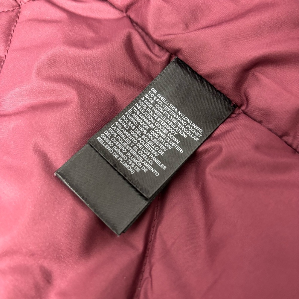 The North Face Women's Burgundy Puffer Jacket Size XL - Picture 8 of 15